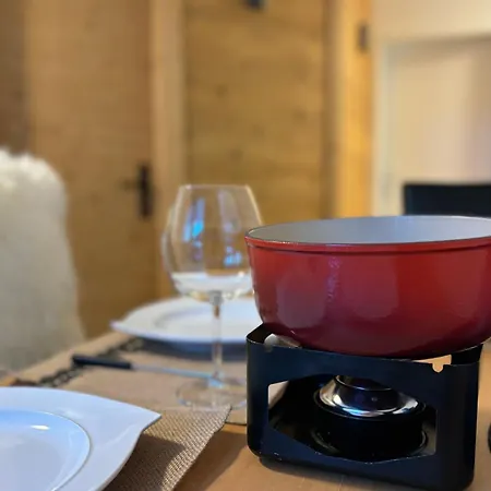 Laerchenheim, Saasfee Close To Alpinexpress